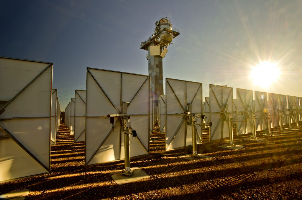 File:CSIRO ScienceImage 2142 A Solar Panel at the CSIRO Energy Centre.jpg