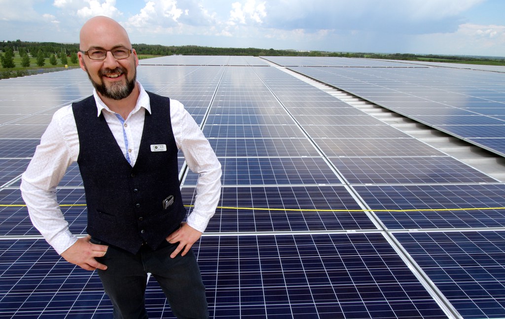 Leduc - largest rooftop solar system in western Canada
