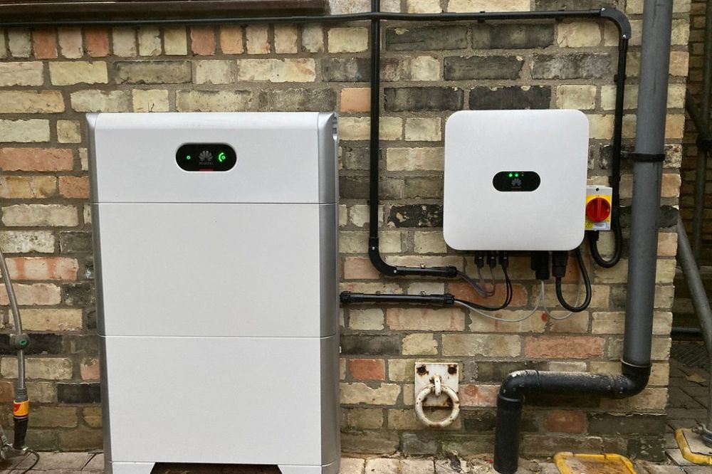 Battery and inverter